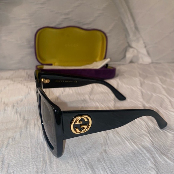 Women Gucci sunglasses main image 5